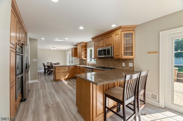 19 Bradford Rd, Edison Twp., NJ 08820