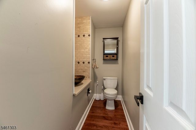 19 Bradford Rd, Edison Twp., NJ 08820