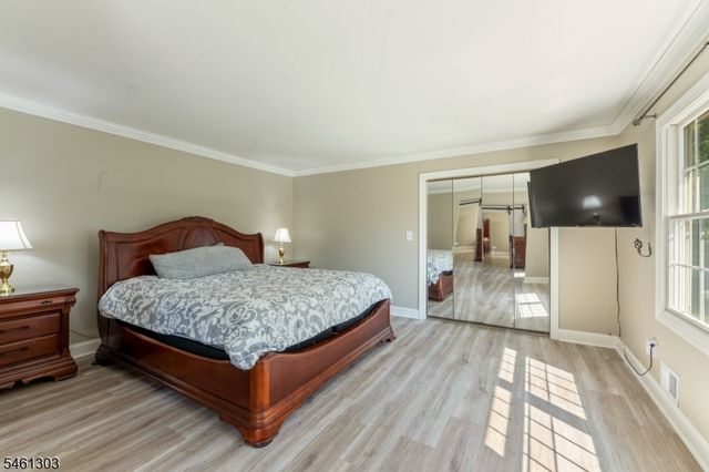 19 Bradford Rd, Edison Twp., NJ 08820