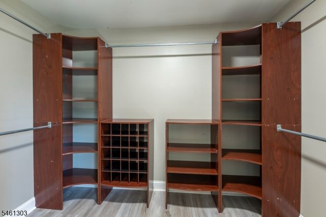 19 Bradford Rd, Edison Twp., NJ 08820