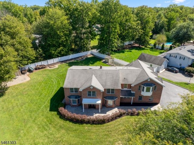 19 Bradford Rd, Edison Twp., NJ 08820