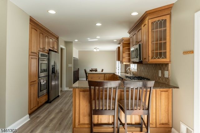19 Bradford Rd, Edison Twp., NJ 08820