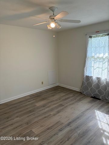 247 Spring St, New Castle, KY 40050