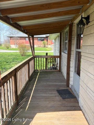 247 Spring St, New Castle, KY 40050