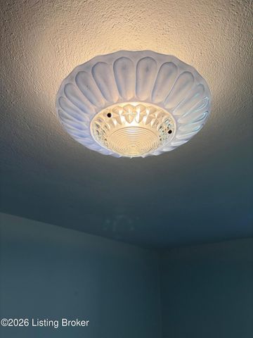 247 Spring St, New Castle, KY 40050