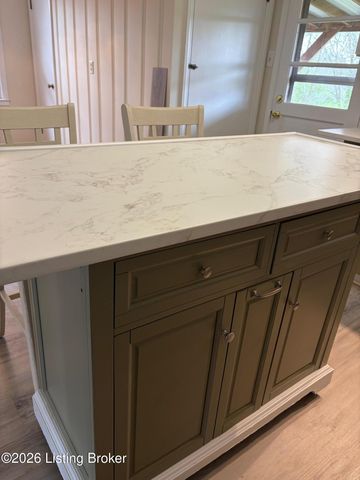 247 Spring St, New Castle, KY 40050