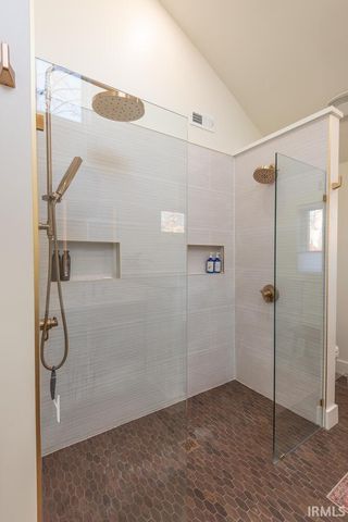 5075 N Union Valley Road, Bloomington, IN 47404