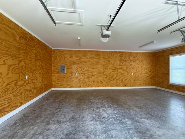 5075 N Union Valley Road, Bloomington, IN 47404