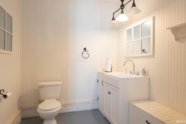 5075 N Union Valley Road, Bloomington, IN 47404