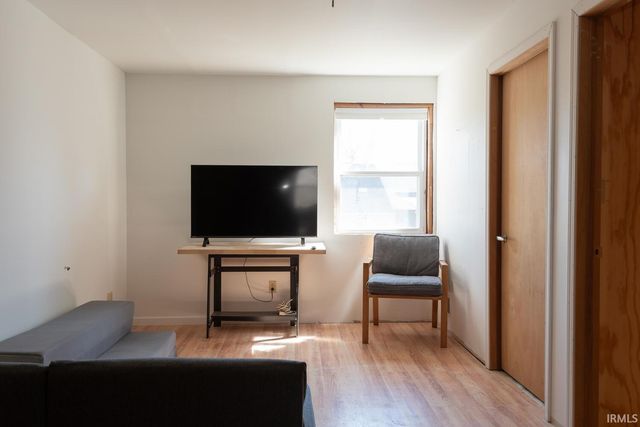 5075 N Union Valley Road, Bloomington, IN 47404