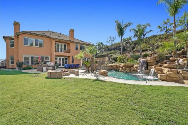 21350 Casino Ridge, Yorba Linda, CA 92887