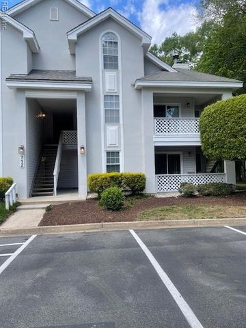 712 Inlet Quay Apt F, Chesapeake, VA 23320
