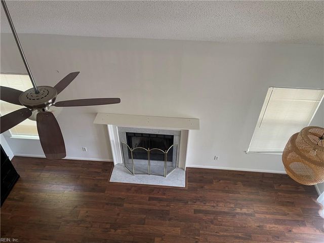 712 Inlet Quay Apt F, Chesapeake, VA 23320