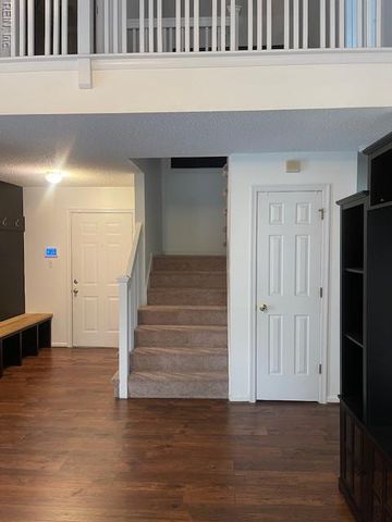 712 Inlet Quay Apt F, Chesapeake, VA 23320