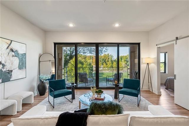 112 Rogers NE Street 207, Atlanta, GA 30317