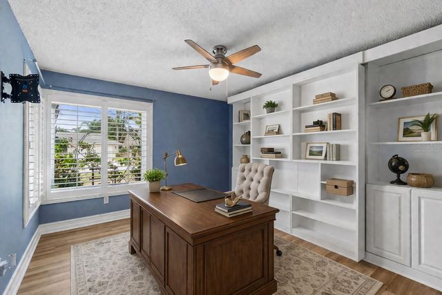 14675 VILLAGE GLEN CIRCLE, Tampa, FL 33618