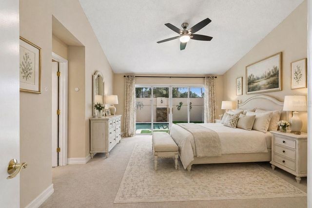 14675 VILLAGE GLEN CIRCLE, Tampa, FL 33618