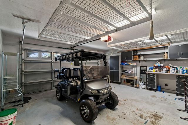 14675 VILLAGE GLEN CIRCLE, Tampa, FL 33618