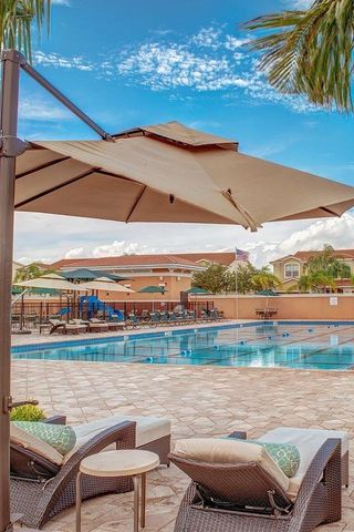 14675 VILLAGE GLEN CIRCLE, Tampa, FL 33618