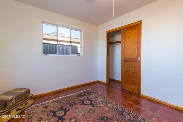 2650 E 19th Street, Tucson, AZ 85716