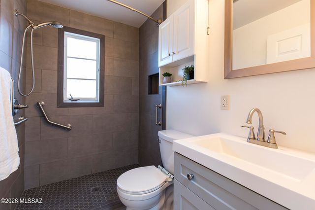 2650 E 19th Street, Tucson, AZ 85716