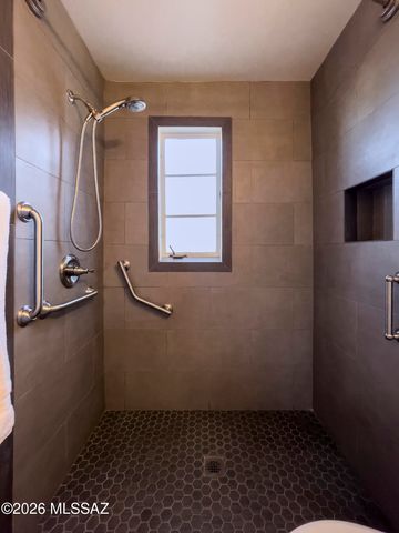 2650 E 19th Street, Tucson, AZ 85716