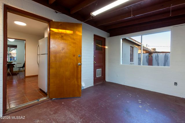 2650 E 19th Street, Tucson, AZ 85716