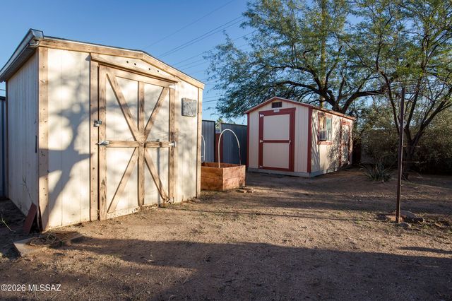 2650 E 19th Street, Tucson, AZ 85716