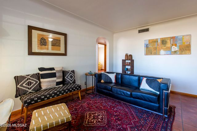 2650 E 19th Street, Tucson, AZ 85716