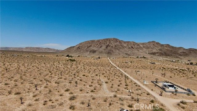 1903 Osgood Avenue, Landers, CA 92285