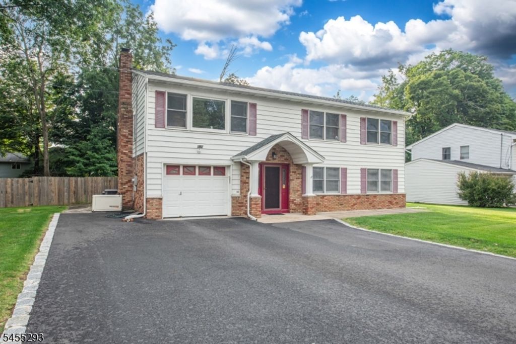 1 James Dr, Mount Arlington Boro, NJ 07856 — photo 5