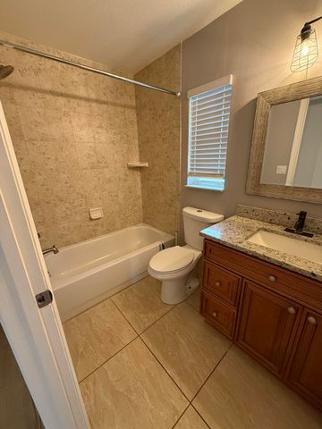 249 NE Glentry Avenue, Port St. Lucie, Port St Lucie, FL 34983