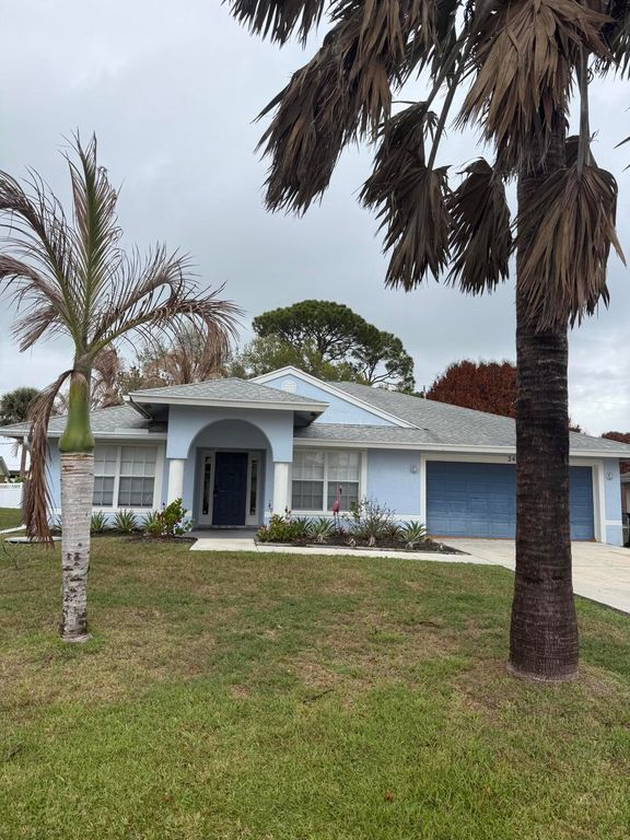 249 NE Glentry Avenue, Port St. Lucie, Port St Lucie, FL 34983