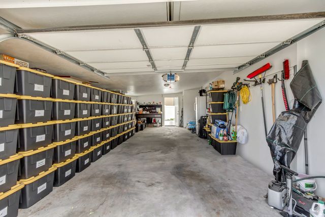 48 W MOON RIDGE DR, Murray, UT 84107