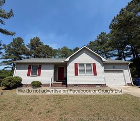 510 Berwick Drive, Raeford, NC 28376