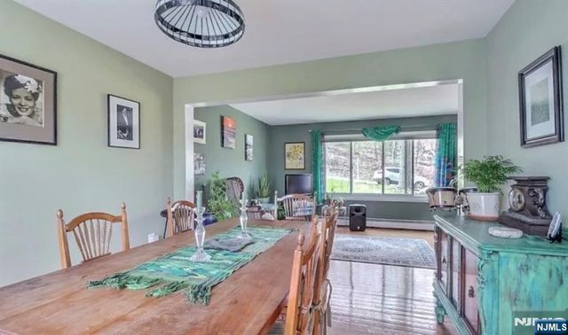 5 Grey Trail, Vernon, NJ 07462