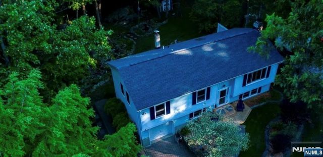 5 Grey Trail, Vernon, NJ 07462