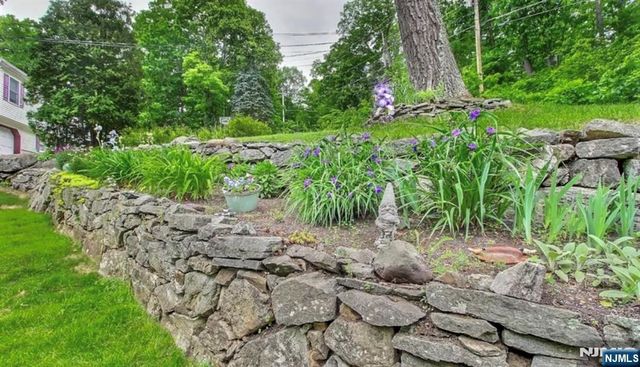 5 Grey Trail, Vernon, NJ 07462