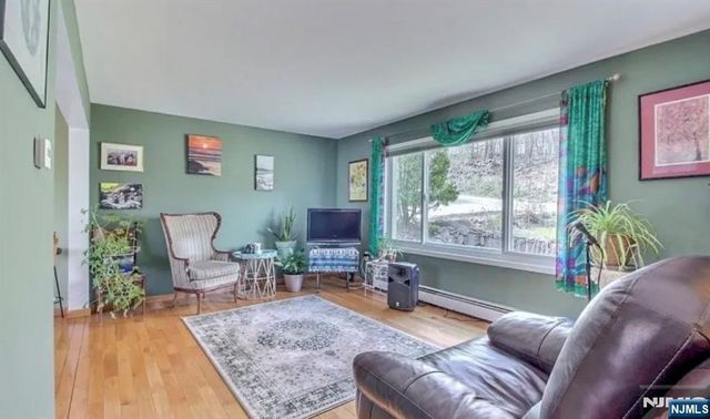 5 Grey Trail, Vernon, NJ 07462