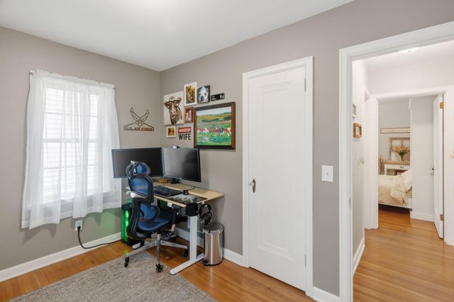 3915 Regent Avenue N, Robbinsdale, MN 55422