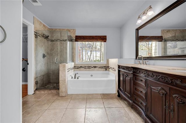 790 River Overlook Drive, Lawrenceville, GA 30043