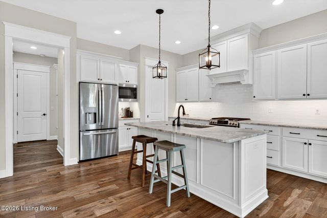 6214 Moonseed St, Prospect, KY 40059