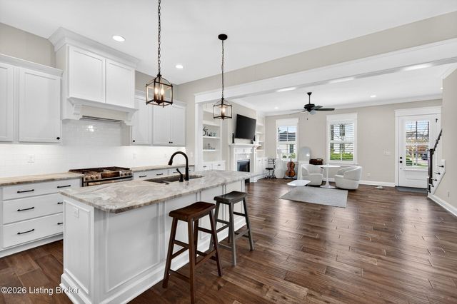 6214 Moonseed St, Prospect, KY 40059