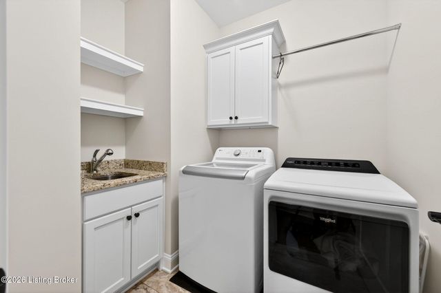 6214 Moonseed St, Prospect, KY 40059