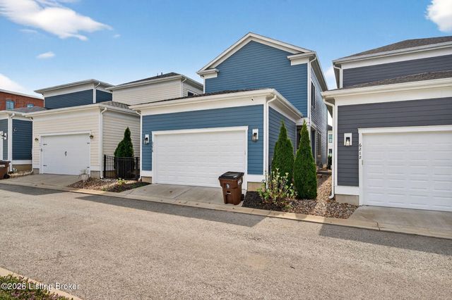 6214 Moonseed St, Prospect, KY 40059