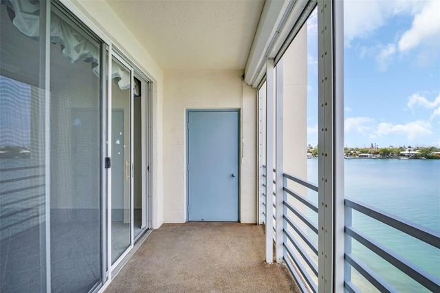 7932 SAILBOAT KEY BOULEVARD S 402, South Pasadena, FL 33707