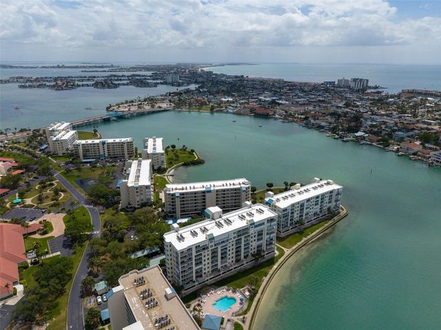 7932 SAILBOAT KEY BOULEVARD S 402, South Pasadena, FL 33707