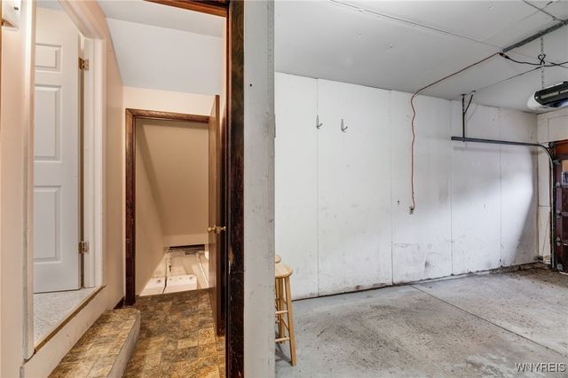 11 Cambridge Sq, Amherst, NY 14221