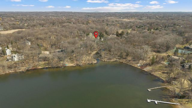 51 Choctaw Circle, Chanhassen, MN 55317