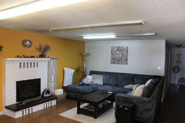 64 Pacific Avenue, Redway, CA 95560